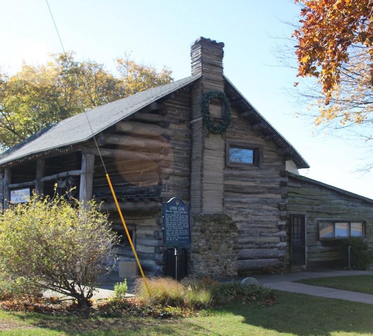pioneer-log-cabin-museum-photo